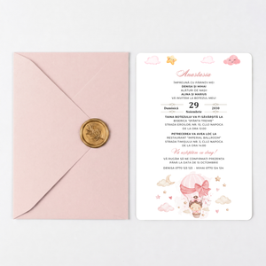 Invitatie Botez Hot Air Balloon Girl, Hartie Texturata, Plic Cartonat si Sigiliu Ceara Inclus